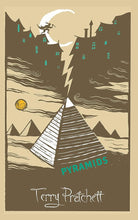 Pyramids (Discworld. the Gods Collection) cover image